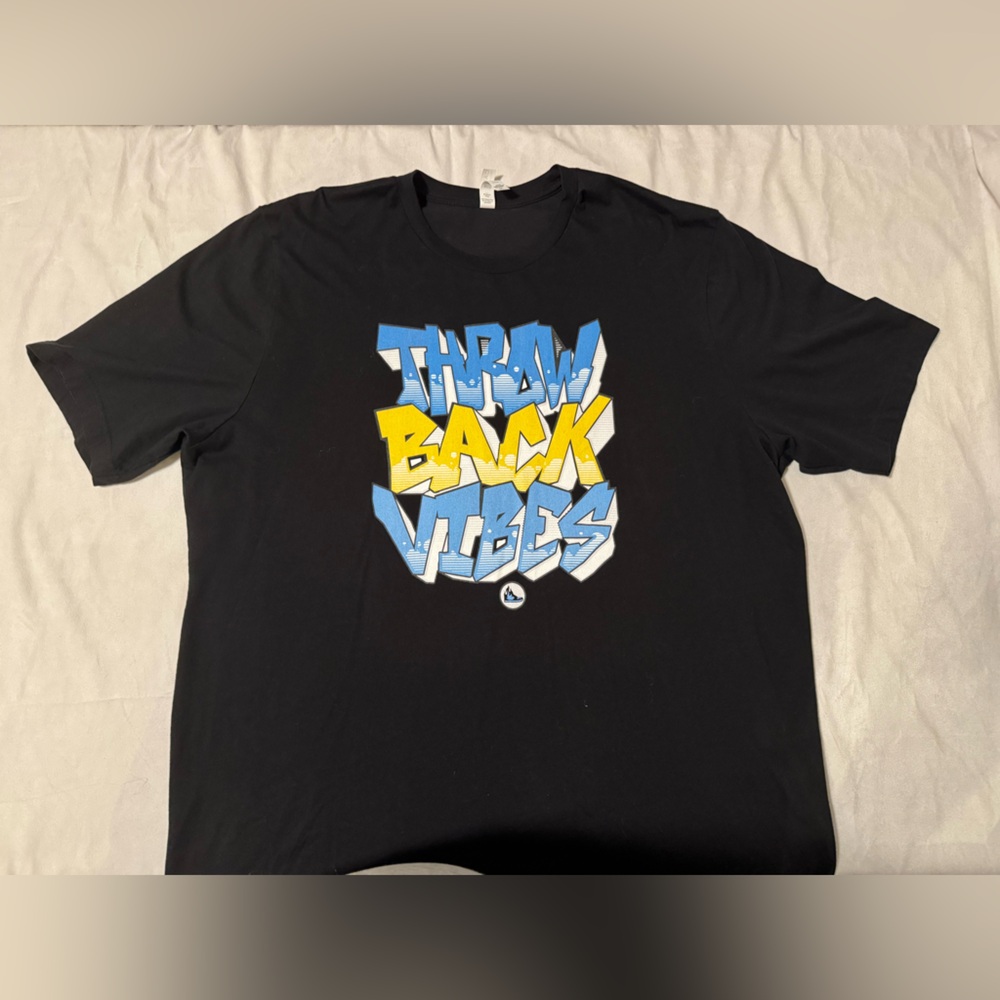 Throwback Vibes Graphic Tee NEW 3XL